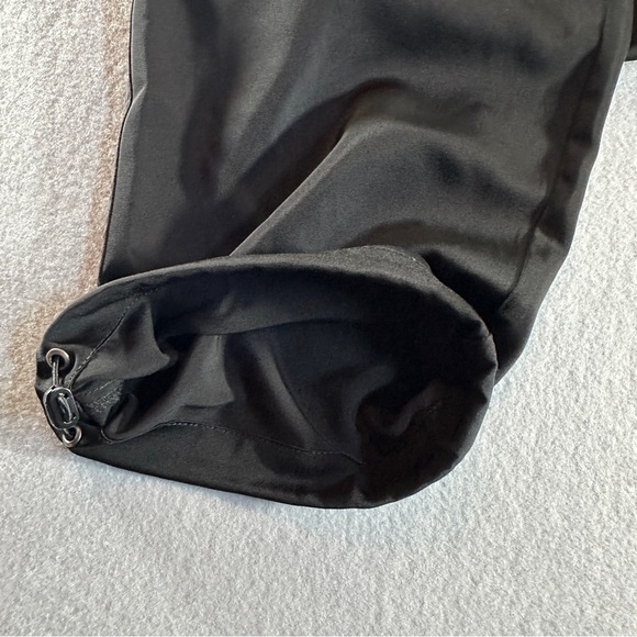 Joie Women’s 8 Black Wide Leg Satin Cargo Pants Luxe Dressy‎ Utility Style - Picture 5 of 8